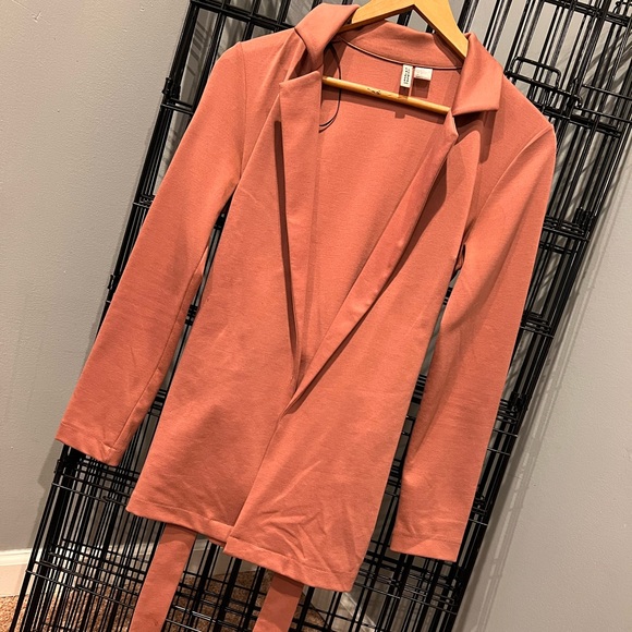 Pink Jacket size small - Picture 3 of 3